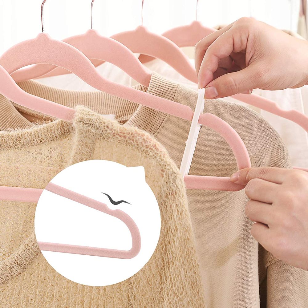 SONGMICS 50 Pack Velvet Hangers Clothes Hanger with Swivel Hook